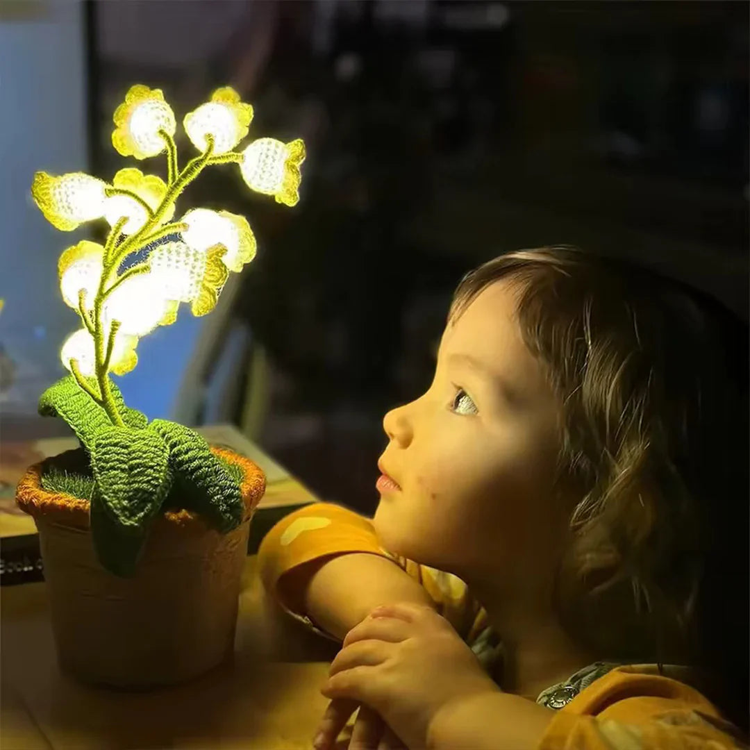 LumiBloom™ Floral Crochet Lamp