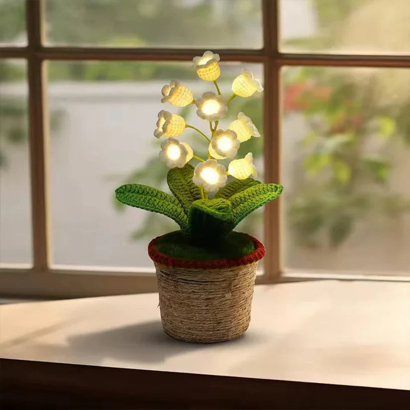 LumiBloom™ Floral Crochet Lamp