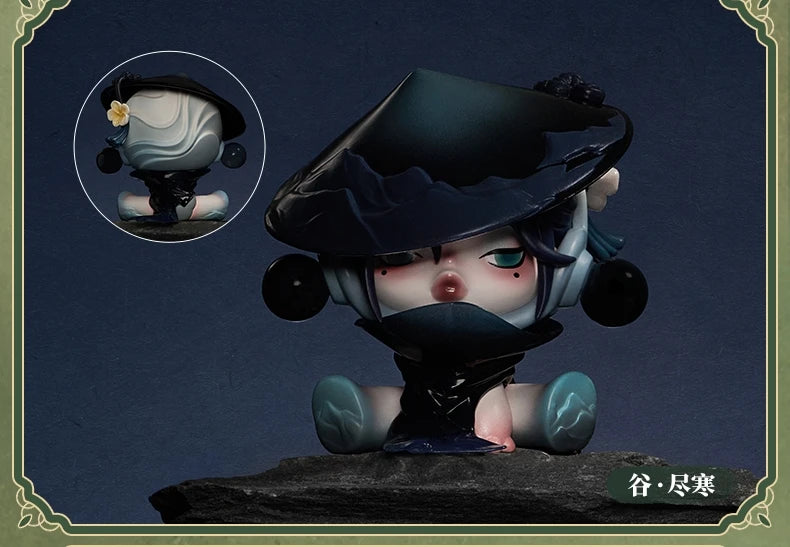 ShadowPull™ Mystery Figure Box
