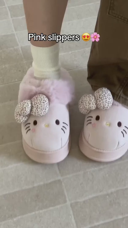 Hello Kitty Fluffies – Warm Winter Edition (Limited)